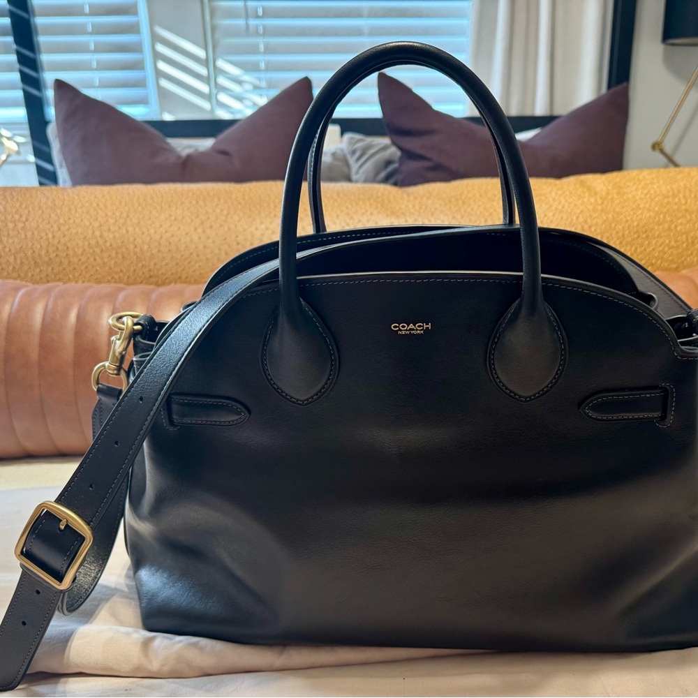 Soft Empire Carryall Bag 40, Black Leather